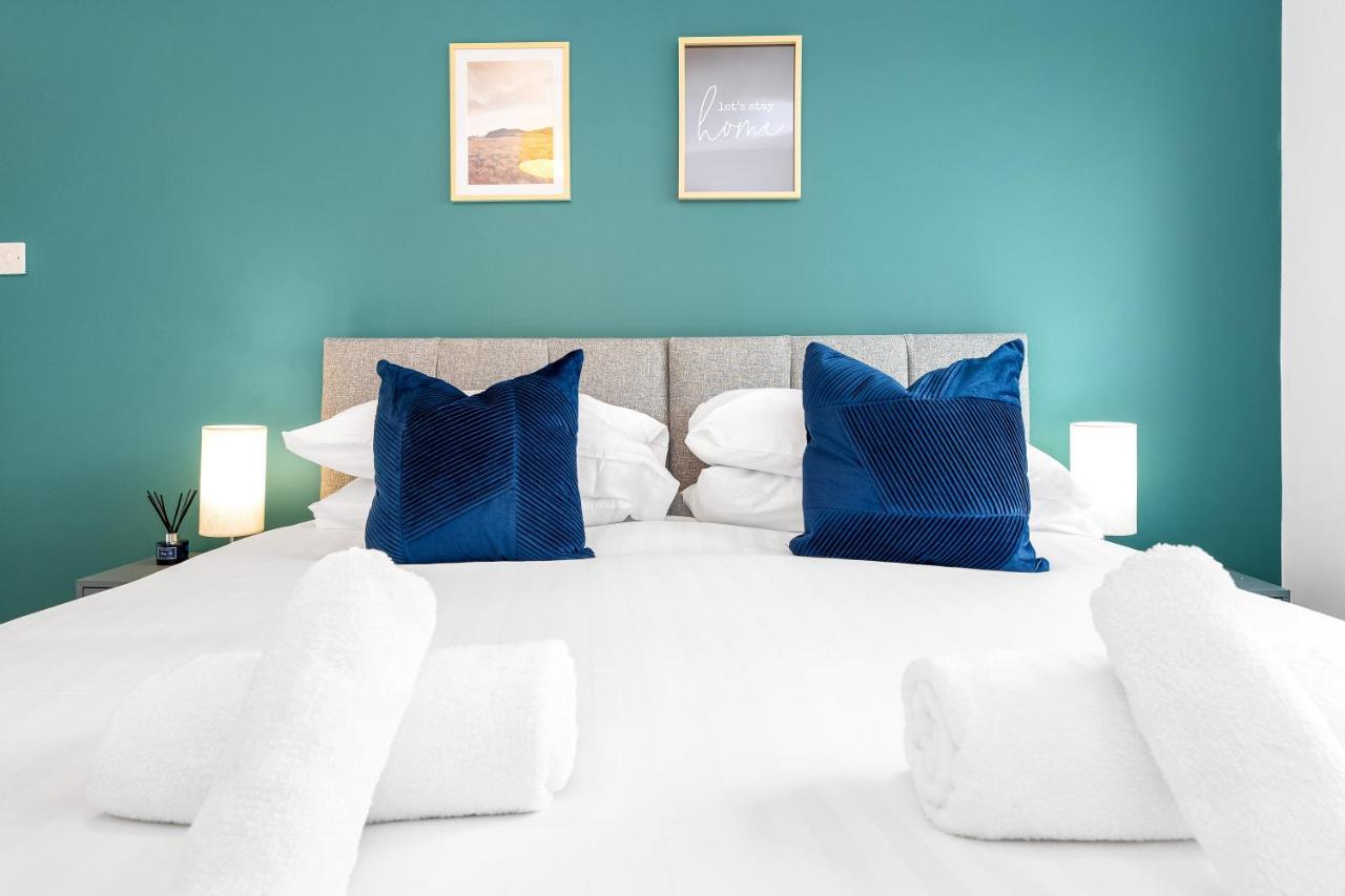 Holiday home Cheerful - - 4 Bedroom 3 Bath