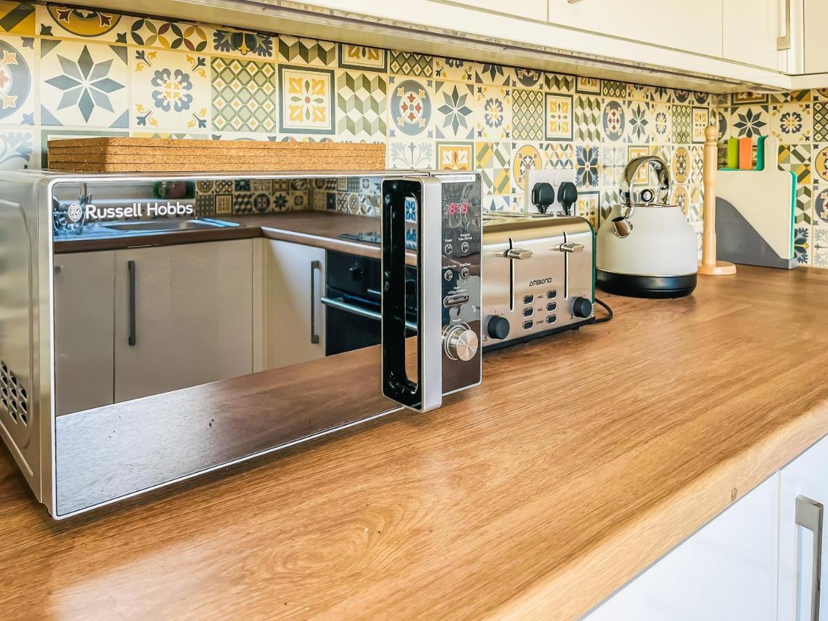Holiday home Cheerful - - 4 Bedroom 3 Bath Livingston